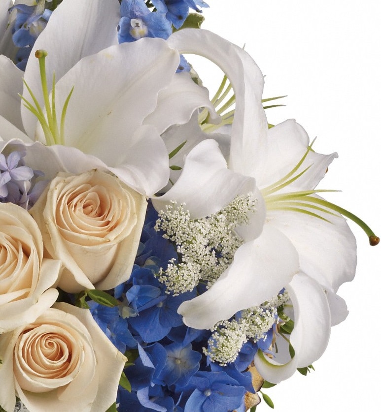 Designer's Choice Cut Flower Bouquet- Premium (CF75-19) VASE NOT INCLUDED.